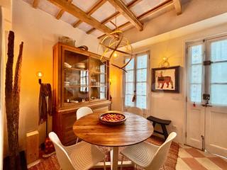 Casa  N/a. Casa reformada con patio y terraza en ciutadella
