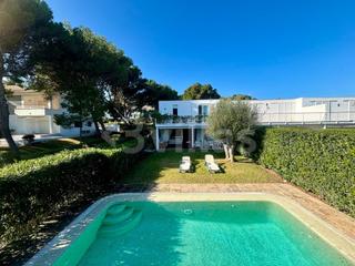Chalet à Coves Noves. Chalet con piscina y garaje en venta en coves noves