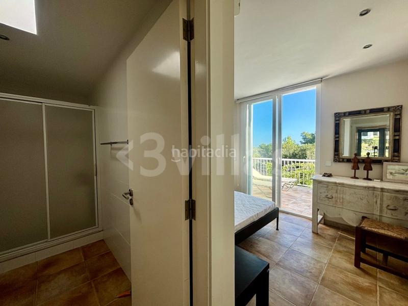 Foto 28fdd1e9-183b-49d5-9c19-9b8ca2aaba52. Chalet  con piscina y garaje en venta en Coves Noves en Es Mercadal