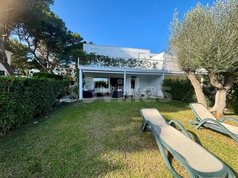 Foto 30f8d783-2672-4b80-9879-e72fd4bc64a3. Chalet  con piscina y garaje en venta en Coves Noves en Es Mercadal