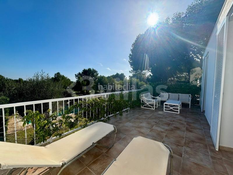 Foto 4715009d-9e3e-4506-aebc-81837532103e. Chalet  con piscina y garaje en venta en Coves Noves en Es Mercadal