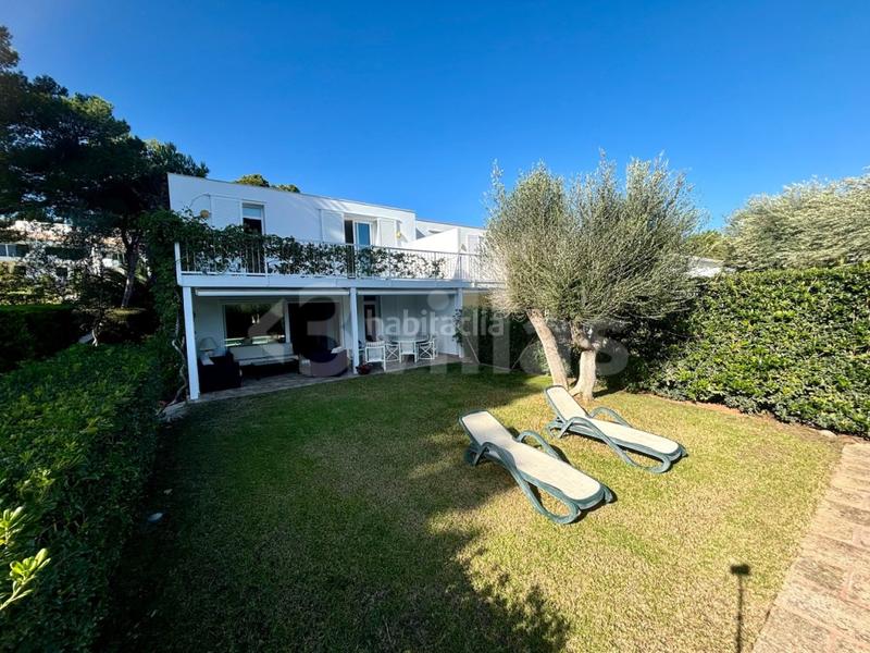 Foto 7534981f-460b-47a4-87ad-14bfd61d6356. Chalet  con piscina y garaje en venta en Coves Noves en Es Mercadal