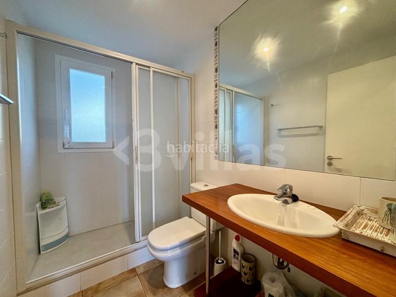 Foto c8930702-78e0-4d31-9f8c-ff05fcad53e5. Chalet  con piscina y garaje en venta en Coves Noves en Es Mercadal