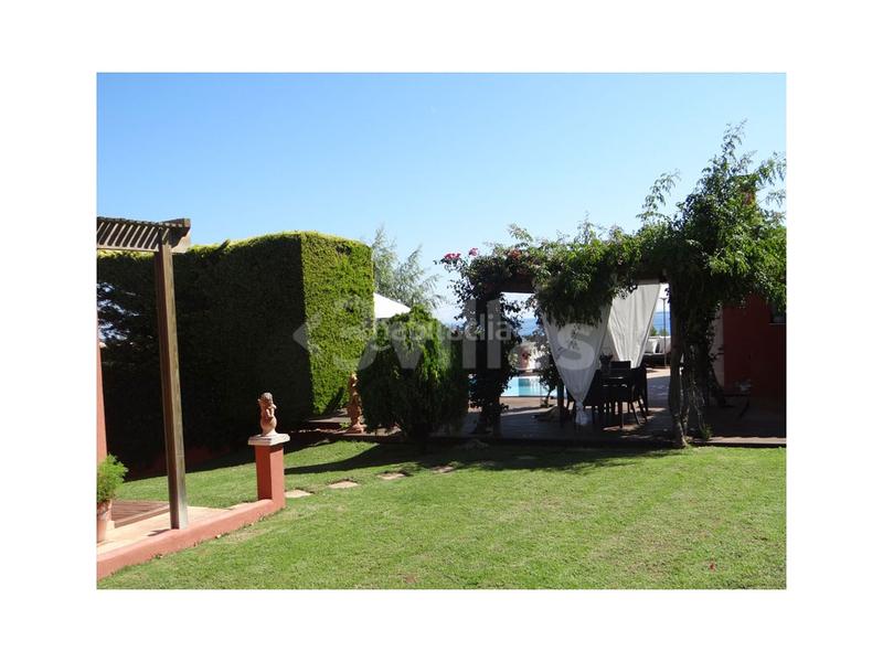 Foto bc837906-ad7a-435f-bf11-987191b866a5. Chalet excepcional chalet en punta prima en Biniancolla-Punta Prima Sant Lluís