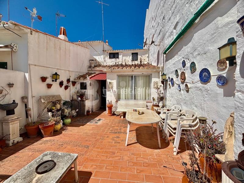 Foto 966b8d10-cda5-4e77-8743-1f3a723b72ff. Casa en exclusiva casa con patio en el centro de mahón en Maó