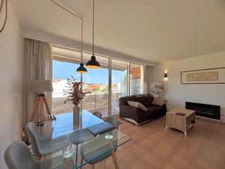 Duplex  N/a. Luminoso dúplex con terraza y piscina en venta en es mercadal