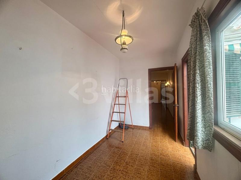 Foto a66e50c1-29ed-4a95-a0d4-dc633ab34ebe. Casa  entera en plena plaza esplanada de mahón en Maó