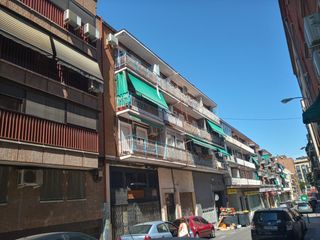 Flat in Calle de Alejandro Morán 18