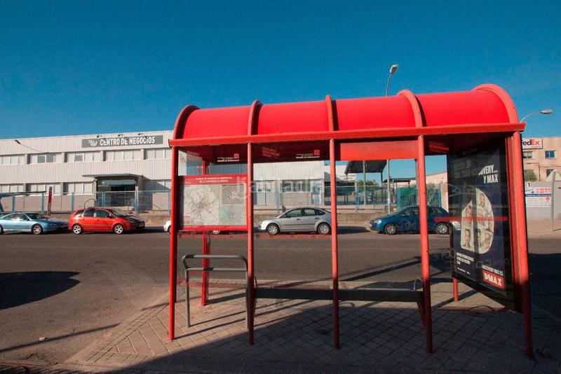 Foto 4fa7c528-718c-4c74-aeef-43c12100926f. Lloguer oficina a calle de la mancha 1 a El Barral Ferial Coslada