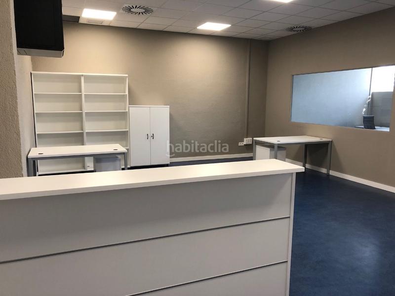 Foto 5b3627f5-dc16-4b89-abd1-33db4f14c3f3. Miete büro in calle de la mancha 1 in El Barral Ferial Coslada