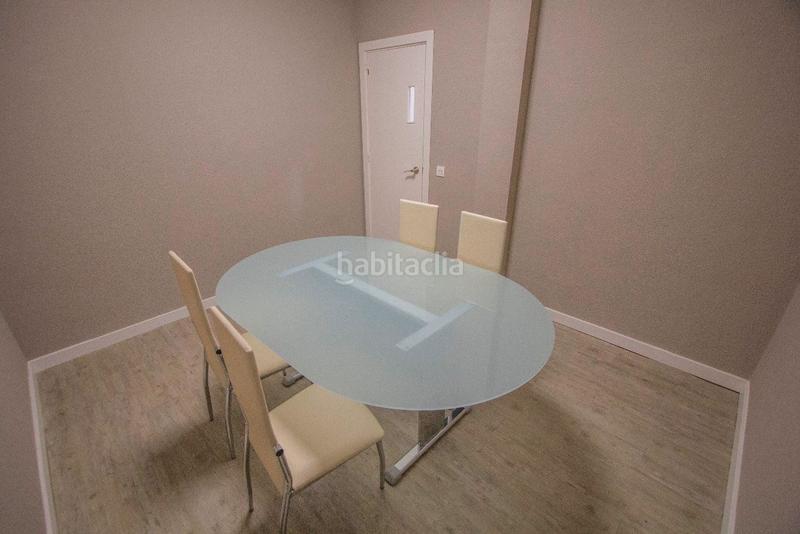 Foto b333fb98-d824-4be1-beb7-765f7697a38c. Miete büro in calle de la mancha 1 in El Barral Ferial Coslada