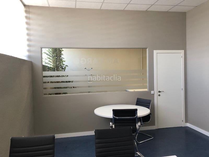 Foto c333af26-bca4-417b-ae2a-af861bc6935a. Miete büro in calle de la mancha 1 in El Barral Ferial Coslada