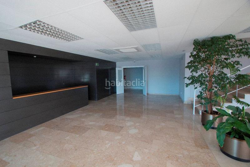Foto eeede855-9f6d-49c3-a707-075239617254. Miete büro in calle de la mancha 1 in El Barral Ferial Coslada