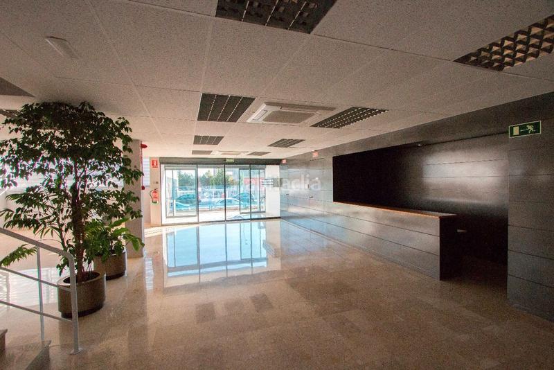 Foto ef47e075-dd14-491c-98f7-0fee26a0b8d8. Miete büro in calle de la mancha 1 in El Barral Ferial Coslada