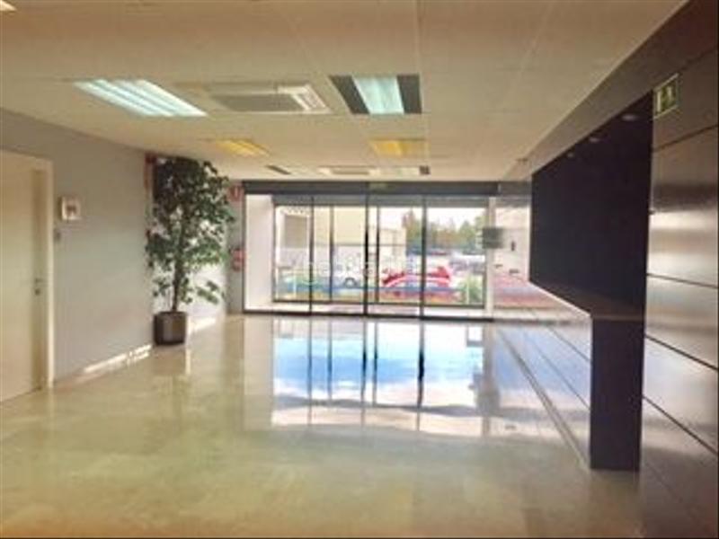 Foto cc047229-bc07-4657-a7cd-55a01e896440. Alquiler oficina en calle de la mancha 1 oficina en centro de negocios, 55 m2 en Coslada