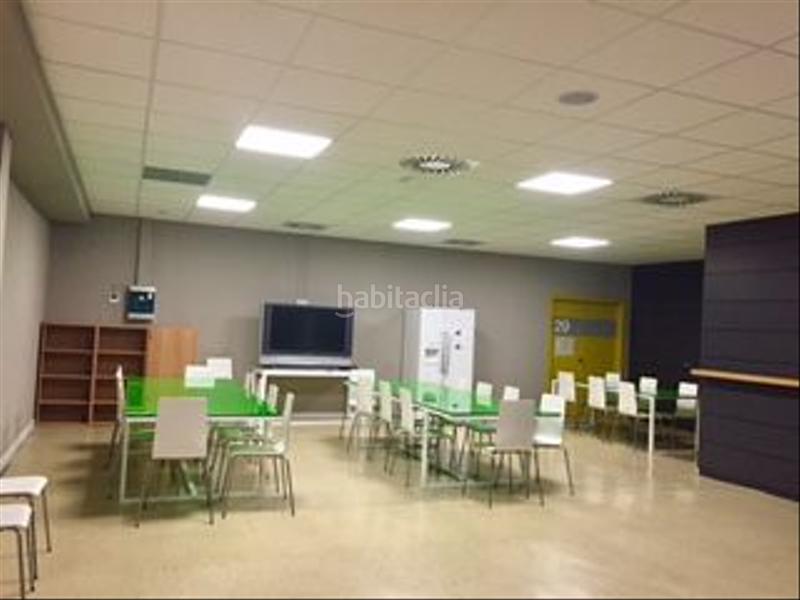 Foto fa979b07-56ca-4d4b-88c6-05b148a0cc19. Miete büro in calle de la mancha 1 in El Barral Ferial Coslada
