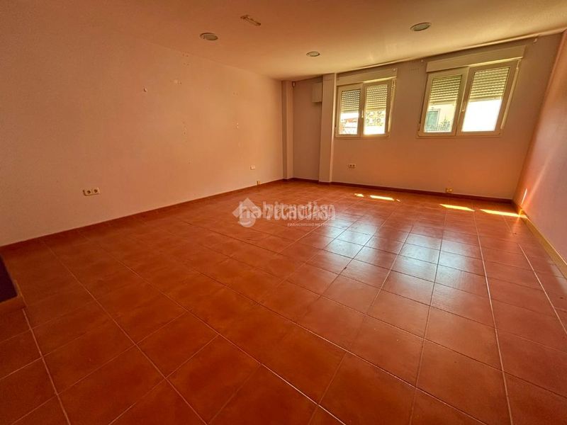 Foto 0c9a8276-80dd-444e-b649-17acc8d28051. Local comercial amb calefacció a Centro Colmenar Viejo