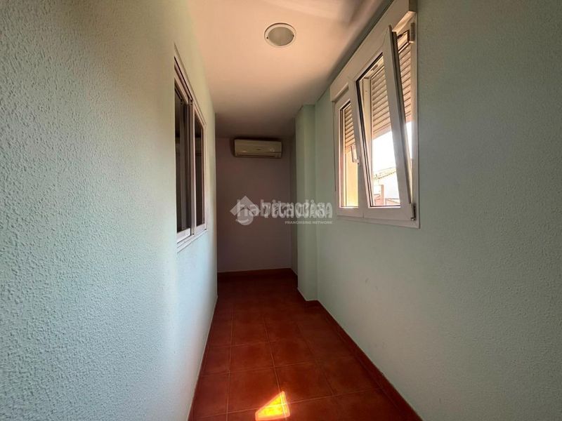 Foto 1f3919a9-d002-4042-9df5-f92199d675c2. Local comercial amb calefacció a Centro Colmenar Viejo
