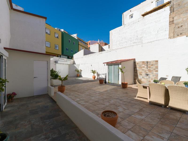 Foto cc3b2c56-e908-4ad0-98f0-868bc263a03c. Semi detached house with parking in Vecindario - El Doctoral - Cruce de Sardina Santa Lucía de Tirajana