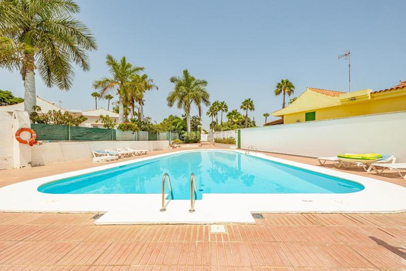 Foto d9655852-3d4d-4328-8cf0-44598736d420. Casa adosada bungalow de 2 habitaciones con amplia terraza en campo de golf en San Bartolomé de Tirajana