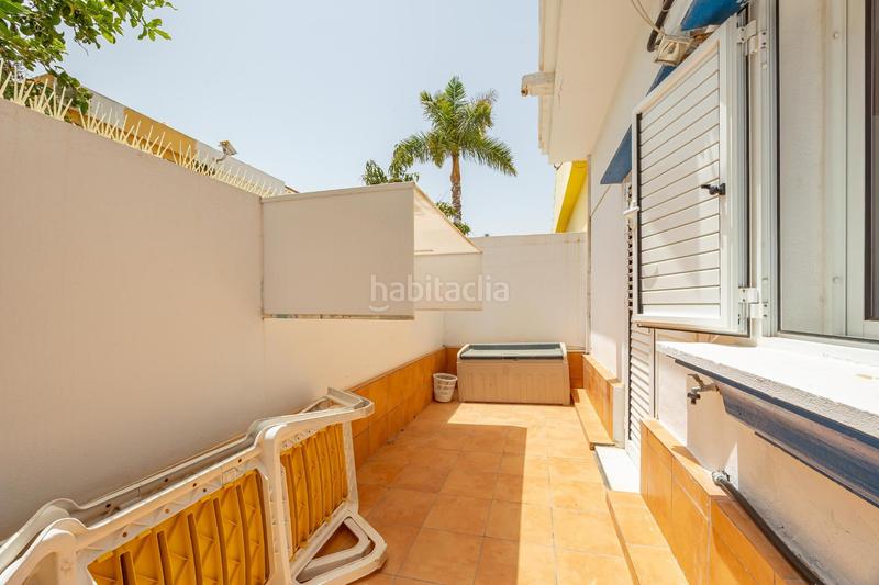 Foto fdfeb36d-23e3-4b34-b97d-64fac22203ad. Casa adosada bungalow de 2 habitaciones con amplia terraza en campo de golf en San Bartolomé de Tirajana