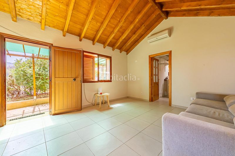 Foto 3b8ef84b-e3fd-4d9a-b54f-1186277d5337. Masia amb aparcament piscina a Vega de San Mateo