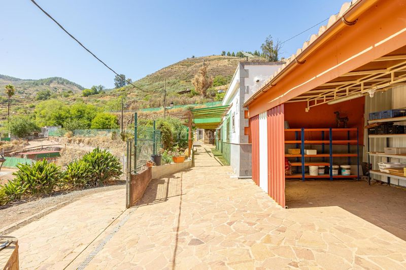 Foto a5ec00d8-5183-4537-bfed-4eb38020b521. Masia amb aparcament piscina a Vega de San Mateo