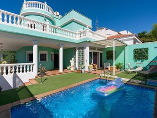 Xalet a San Fernando. Villa de ensueño con vistas panorámicas en san fernando de maspa