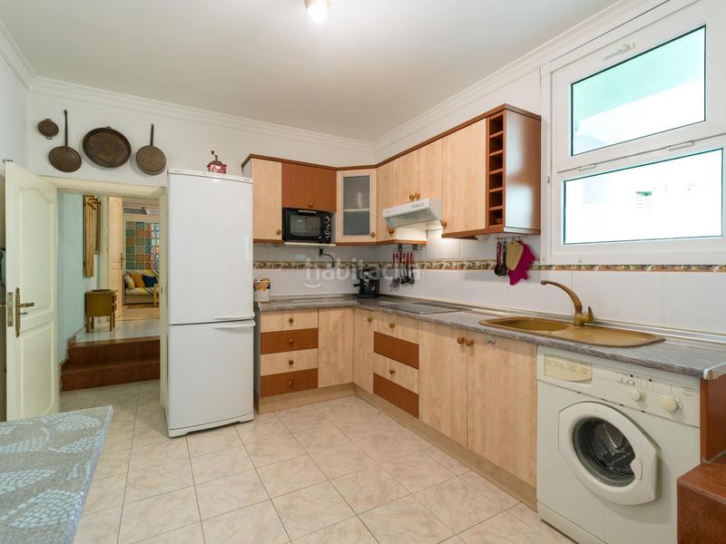 Foto 4db0fe42-9a00-44d3-8c53-54cc15260514. Xalet amb calefacció aparcament piscina a San Fernando San Bartolomé de Tirajana