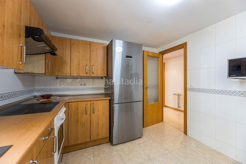 Foto ee51a722-c9e2-407e-9d41-7afe0447808b. Pis amb calefacció aparcament piscina a Son Cotoner Palma de Mallorca