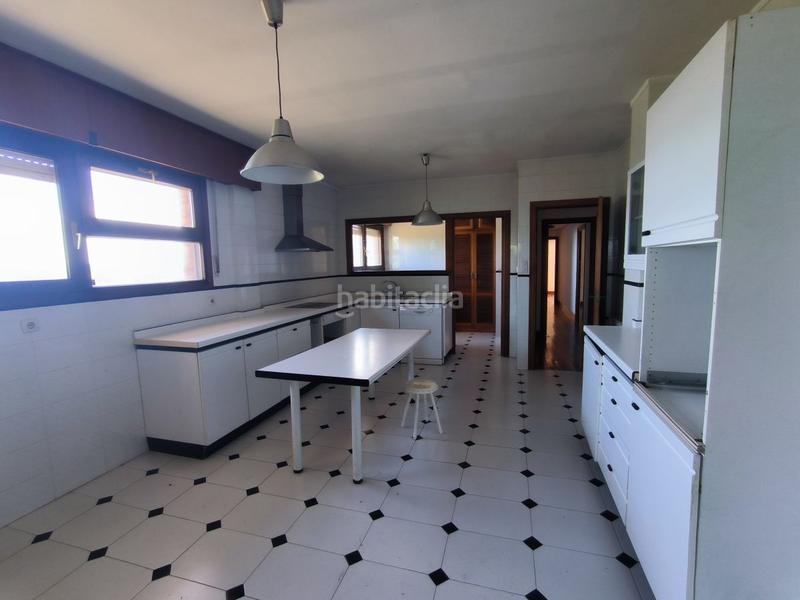 Foto 43b07733-6416-4c2c-a142-7c5d19796d23. Chalet dans diliz 31 dans santa maría de Getxo Getxo