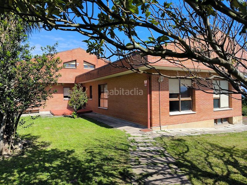 Foto 800572f7-9e70-48a9-a161-224fa05d6bc2. Chalet dans diliz 31 dans santa maría de Getxo Getxo