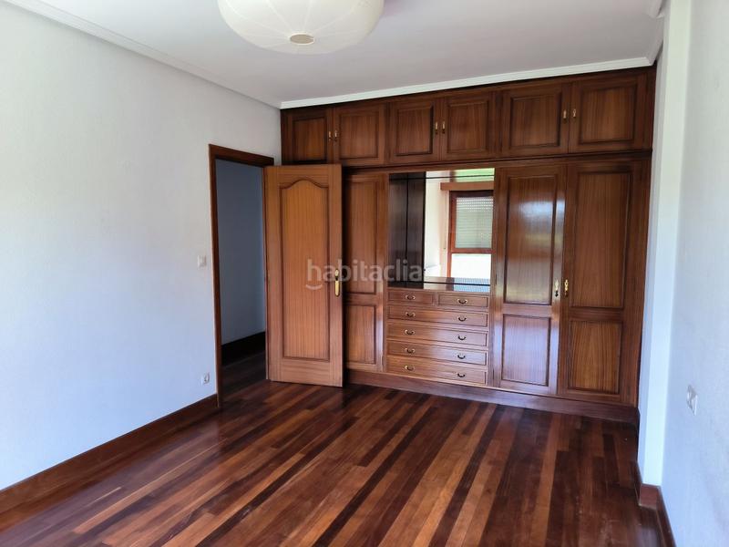 Foto ebe4017b-99bc-43ef-96b1-dc34afeeeac7. Chalet dans diliz 31 dans santa maría de Getxo Getxo