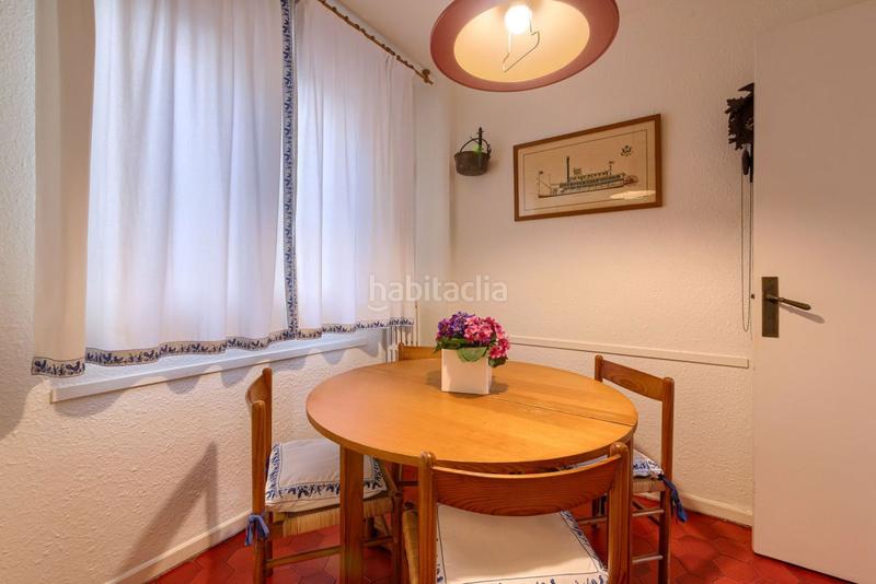 Foto ea4b90ef-09f4-467b-b0dc-f8a766e33936. Pis a de las universidades 6 a Castaños - Begoñaibarra Bilbao