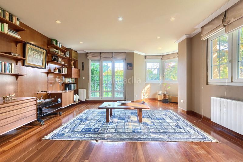 Foto 117f3a9c-b3a8-4727-be90-a725c86db498. Reihenhaus in belatza 51 in santa maría de Getxo Getxo