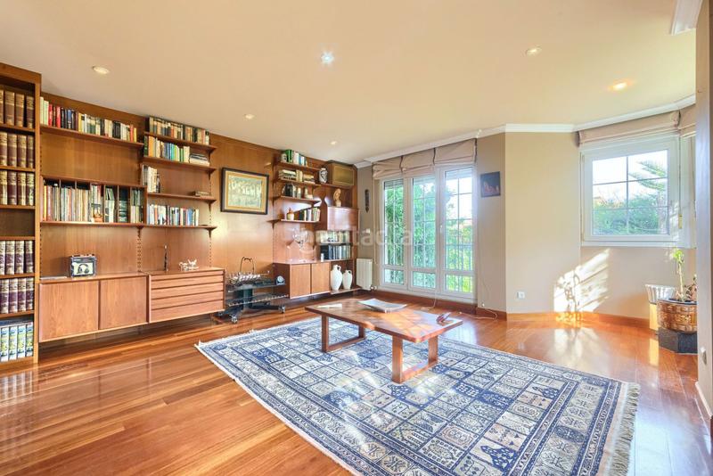 Foto 724c2384-bcc1-412a-bc3a-0ddb5cdbb56d. Reihenhaus in belatza 51 in santa maría de Getxo Getxo