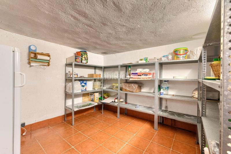 Foto b851d3b9-00a6-4de4-8e1a-289f7319ed80. Reihenhaus in belatza 51 in santa maría de Getxo Getxo