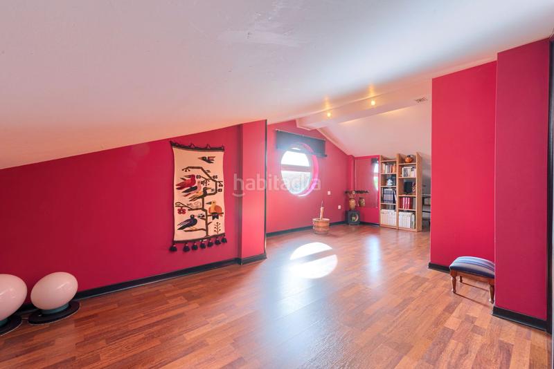 Foto ba72ccf1-1cbb-4e49-aebe-2272cb32cdf7. Reihenhaus in belatza 51 in santa maría de Getxo Getxo