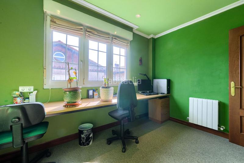 Foto eefe7079-a43b-4671-b781-7c57e9f2367f. Reihenhaus in belatza 51 in santa maría de Getxo Getxo