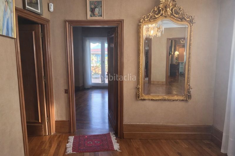 Foto bc4daf7c-54b2-4382-8edb-078f161c8347. Pis a del puente 8 a Las Arenas Getxo