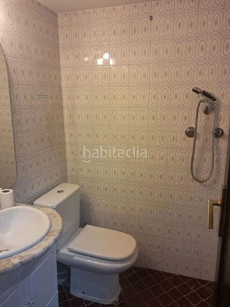 Foto a2bbc942-b8b1-4ad7-9d6a-0a8a6ae6d676. Lloguer local comercial a Basurtu Bilbao