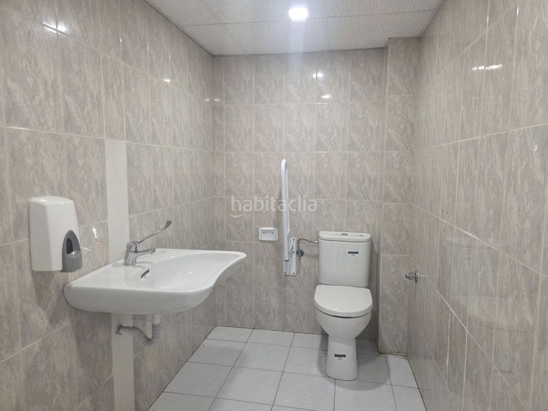 Foto 43c002a5-e129-4158-9e09-141721799d7b. Local comercial a Las Arenas Getxo
