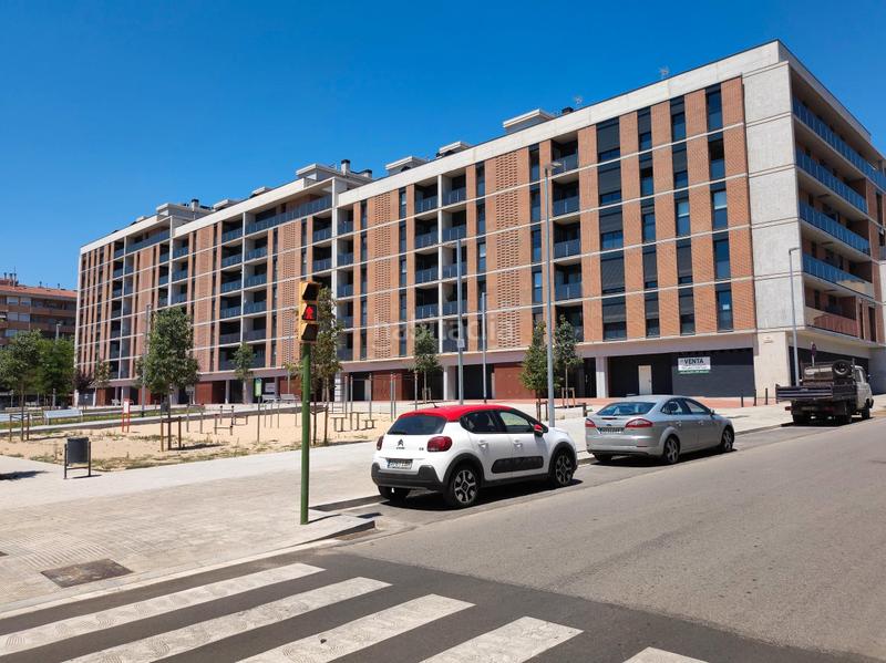 Foto c3fc1b5f-4772-4b42-93ae-160b8c1ffdc6. Local commercial dans carrer de calassanç duran 86 dans Sabadell