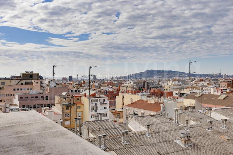 Foto 4440eedb-5345-45d7-b3b9-84919c31593f. Ático exclusivo ático dúplex con 3 terrazas en el corazón del barrio de gracia. en Barcelona