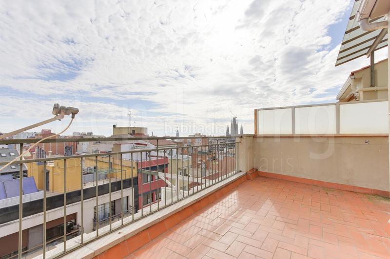 Foto 72366951-db30-407e-8fee-7c31a863cd7c. Ático exclusivo ático dúplex con 3 terrazas en el corazón del barrio de gracia. en Barcelona
