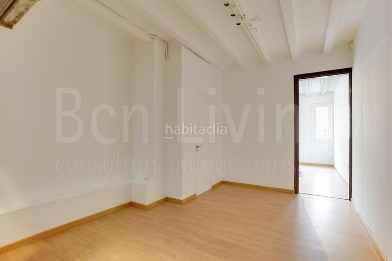 Foto b355585a-48ea-490a-8d76-d81cb7320ea5. Affitto appartamento in carrer del poeta cabanyes 19 in Barcelona