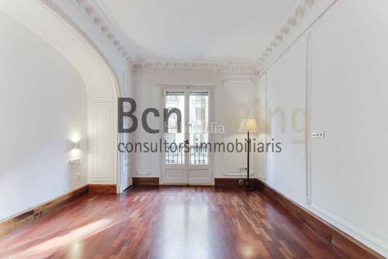 Foto e5f2621d-ef0e-4ff4-ad0e-ce043182bb02. Alquiler piso en carrer d'ausiàs march 11 en Dreta de l´Eixample Barcelona
