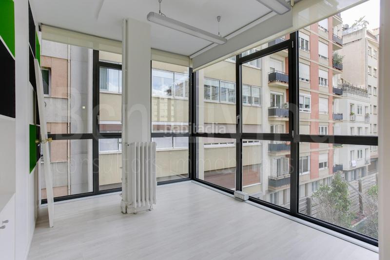Foto 3f89ef0b-93d0-43c5-810f-582cc41e0fa3. Location bureau dans Sant Gervasi - Galvany Barcelona