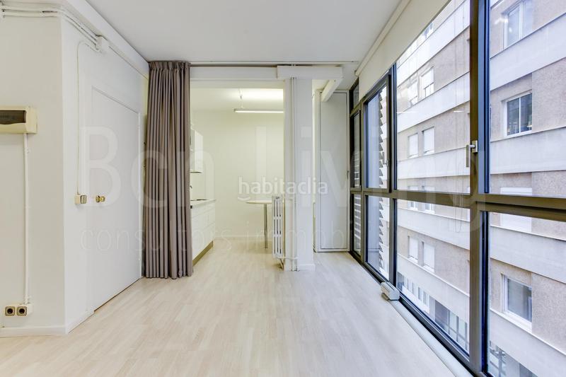 Foto 2f127ac0-b63b-44c4-afd9-650175762225. Alquiler oficina en Sant Gervasi - Galvany Barcelona