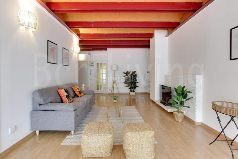 Foto 975e3f7b-b6d4-4aca-945c-7a75aaf10acc. Location appartement dans carrer de folgueroles 48 dans Barcelona